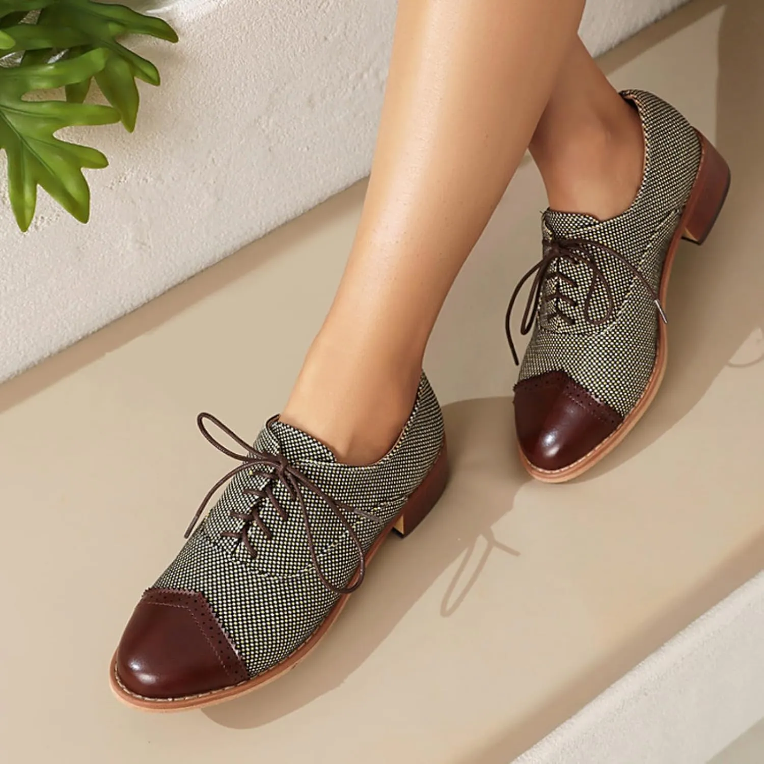 Women's Lace-Up Low Block Chunky Heel Oxfords Fashion Round Toe Patchwork Work Office Business Casual Derby Saddle Shoes